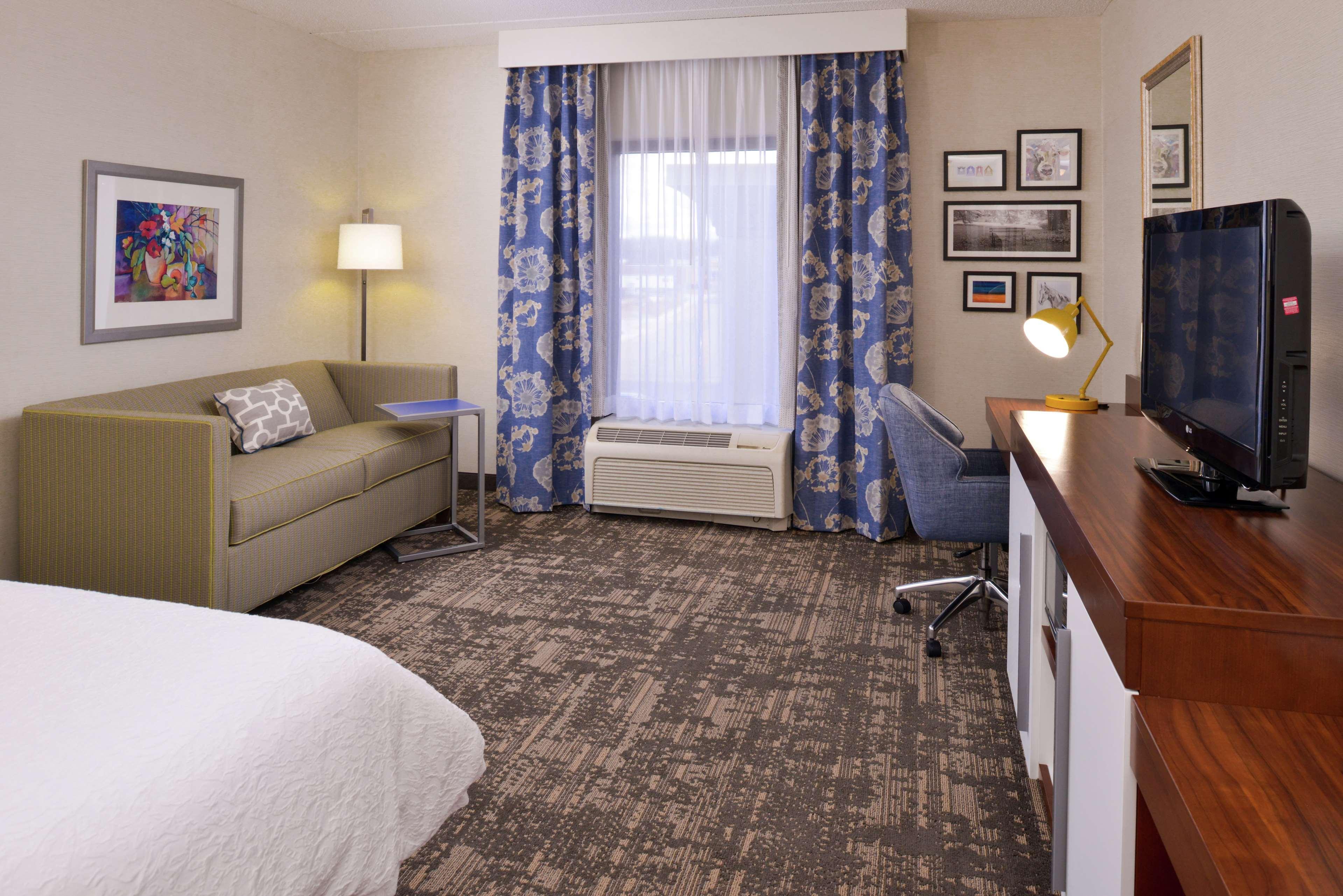 Hampton Inn & Suites Уилмингтон Экстерьер фото
