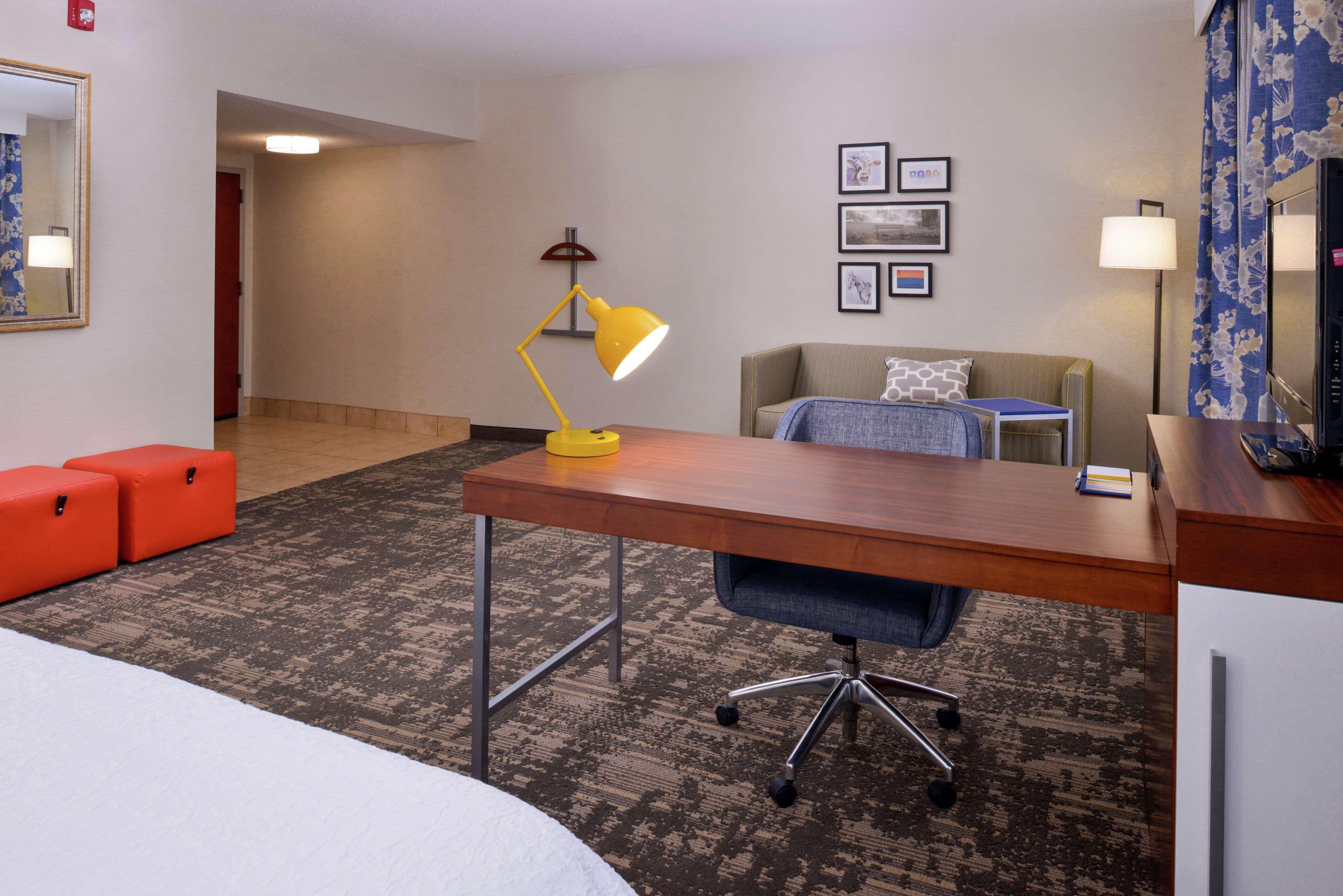 Hampton Inn & Suites Уилмингтон Экстерьер фото